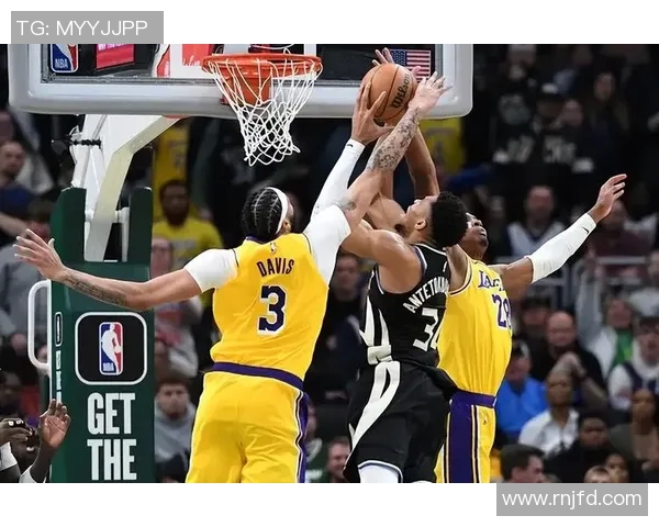 14号球星的传奇之路与精彩瞬间全景回顾 14号球星的传奇之路与精彩瞬间全景回顾